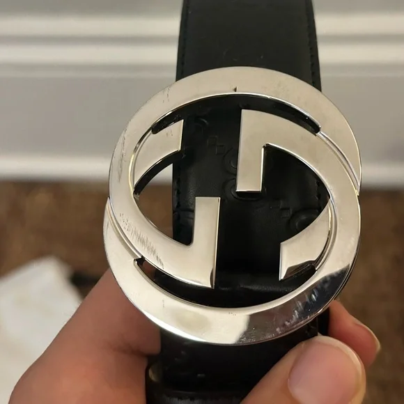 Gucci Leather Belt in Black with Large Silver Interlocking Gs - US 32 - Picture 2 of 4